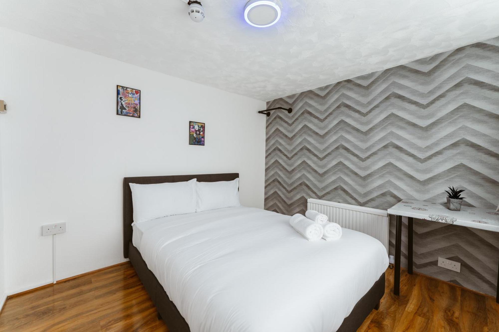 Canningtown Double Rooms - 20 Лондон Экстерьер фото